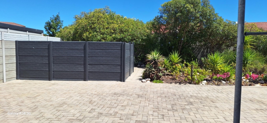 3 Bedroom Property for Sale in Port Owen Western Cape